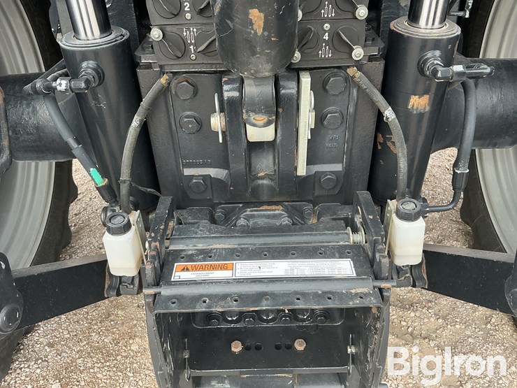 2015-case-ih-magnum-310-image-13