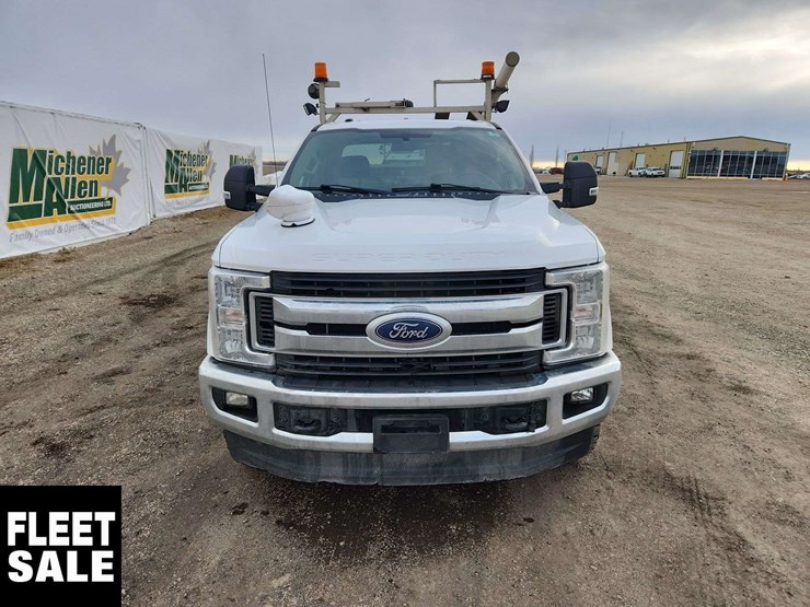 2019-ford-f350-image-9