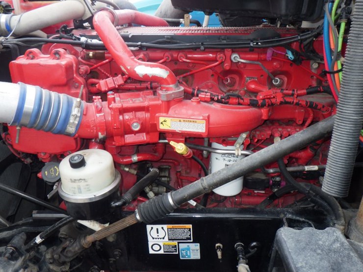 2017-kenworth-t680-image-24