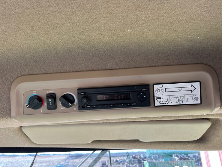 john-deere-cs690-image-32