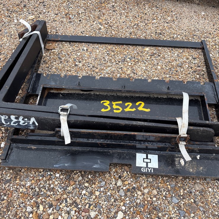 #3522 • FORK FRAME WITH FORKS