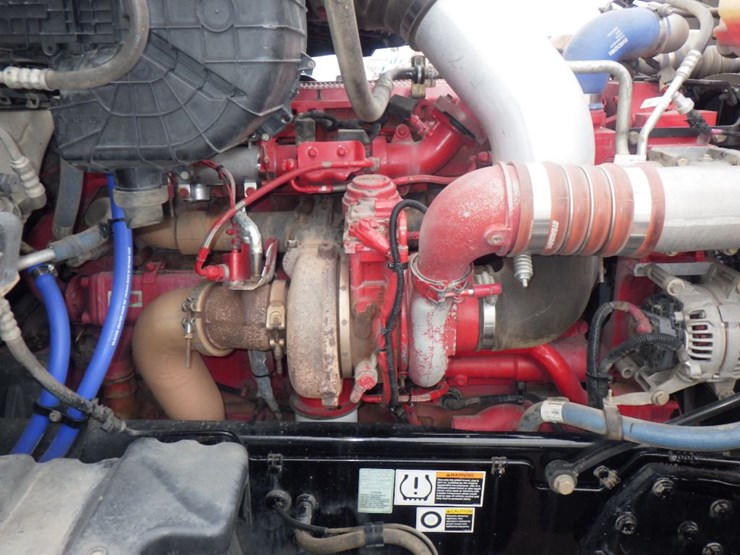 2016-kenworth-t680-image-29