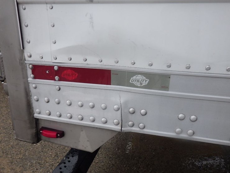 2020-utility-3000r-image-11