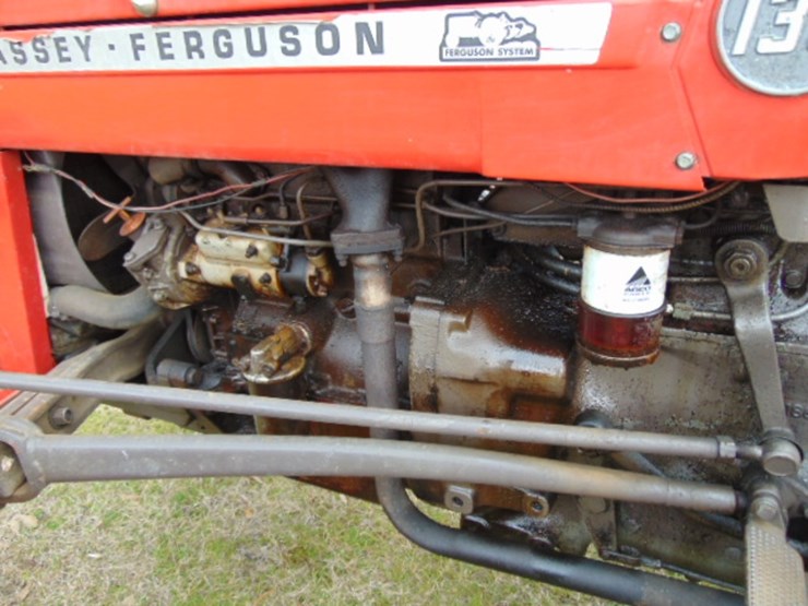 massey-ferguson-135-image-5
