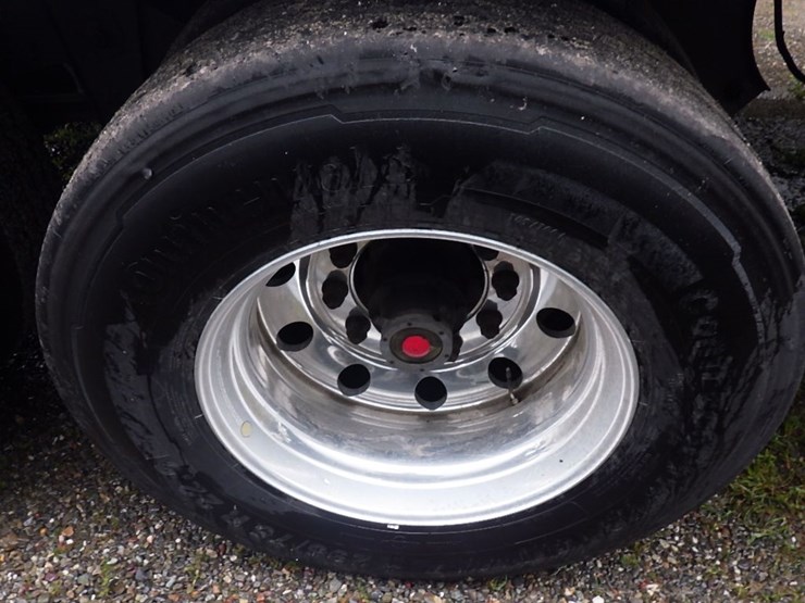 2016-hyundai-reefer-image-11