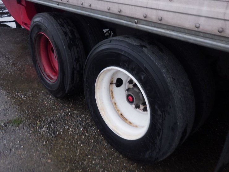 2018-hyundai-translead-image-11