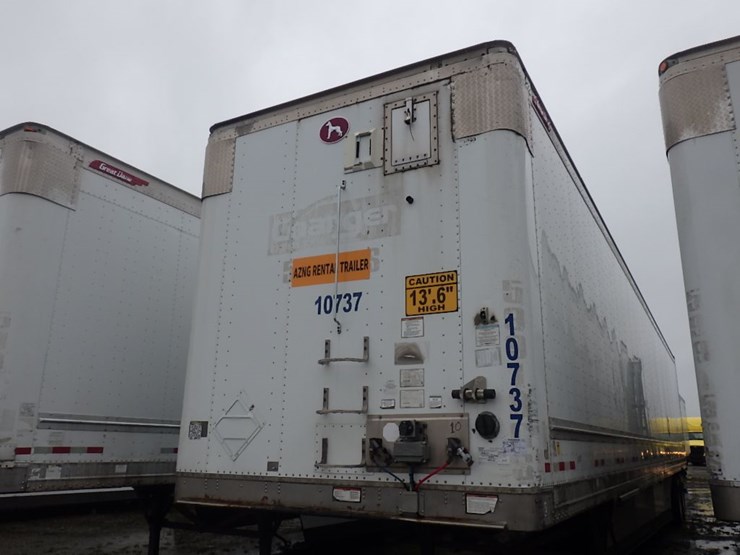 2016-great-dane-champion-se-image-1