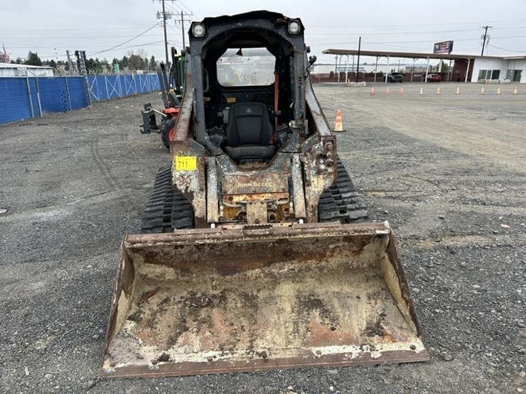 2023-deere-317g-image-8