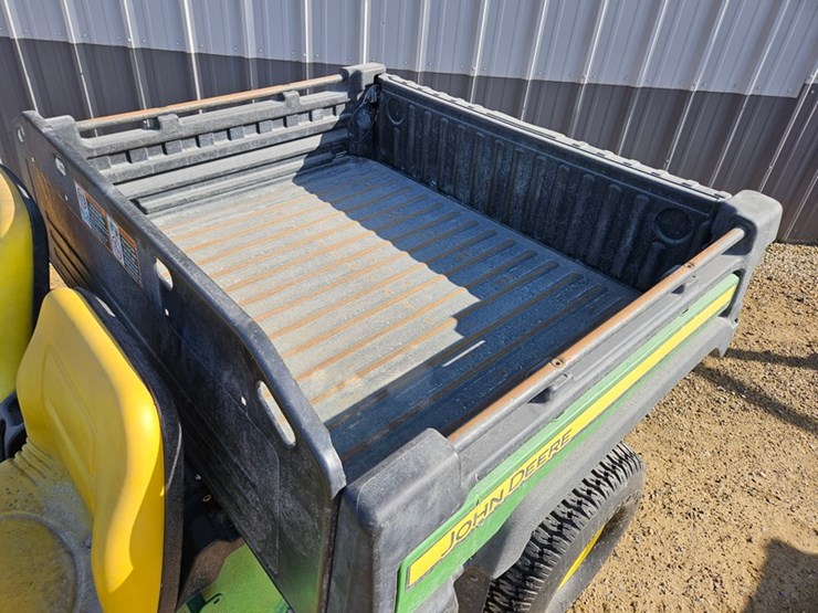 john-deere-tx-4x2-image-10