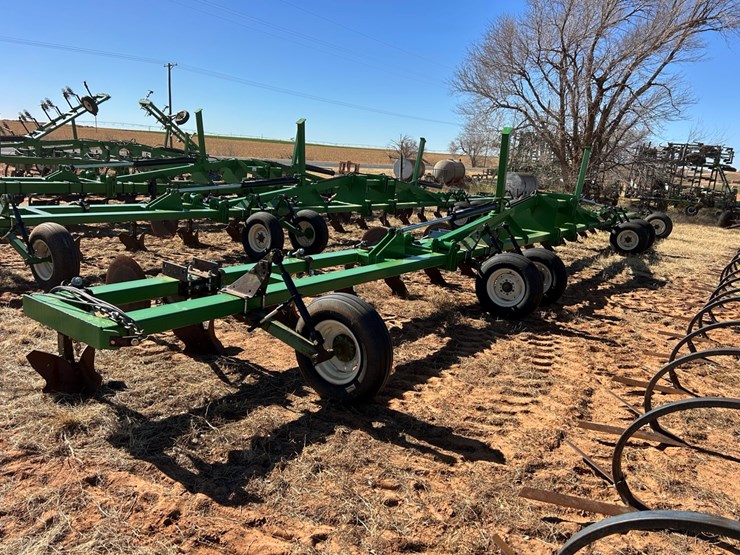 #71-•-sm-fab-lister-image-1