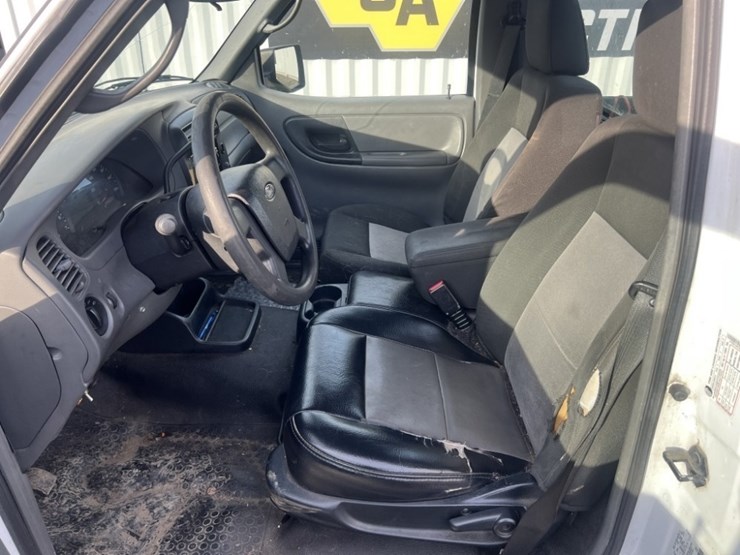 2010-ford-ranger-image-19