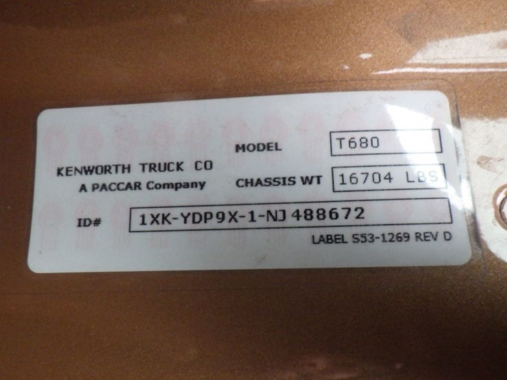 2022-kenworth-t680-image-19