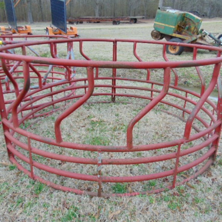 RED HAY RING