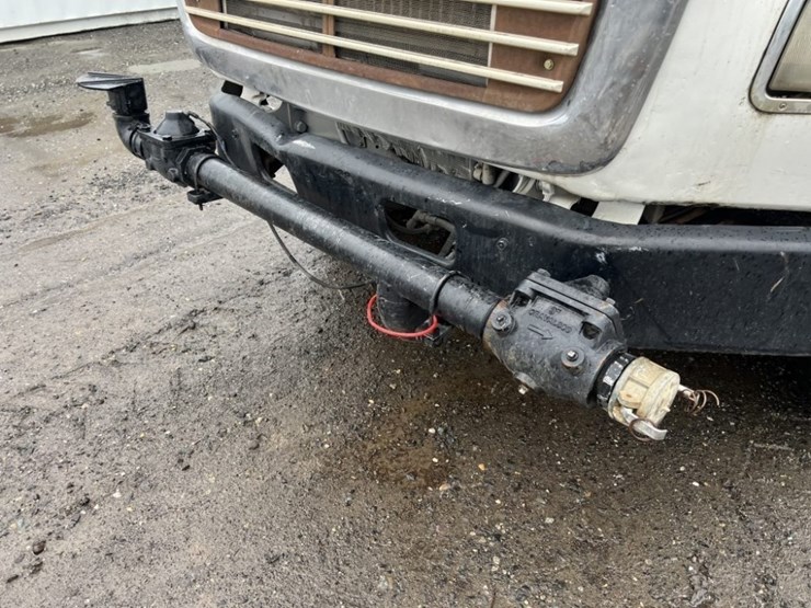 1995-ford-l9000-image-14