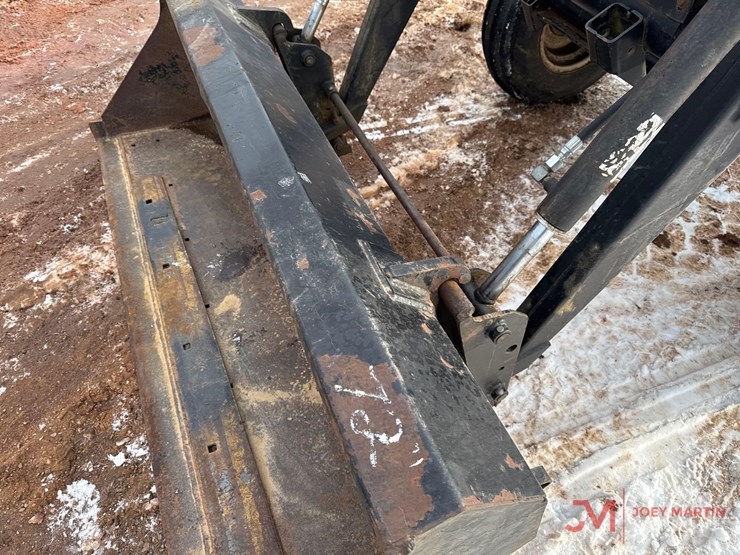 new-holland-tn75-image-3