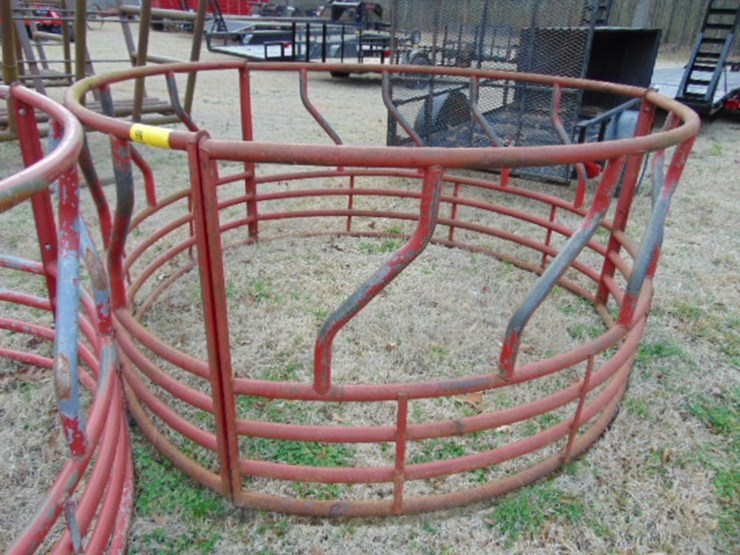 red-hay-ring-image-1