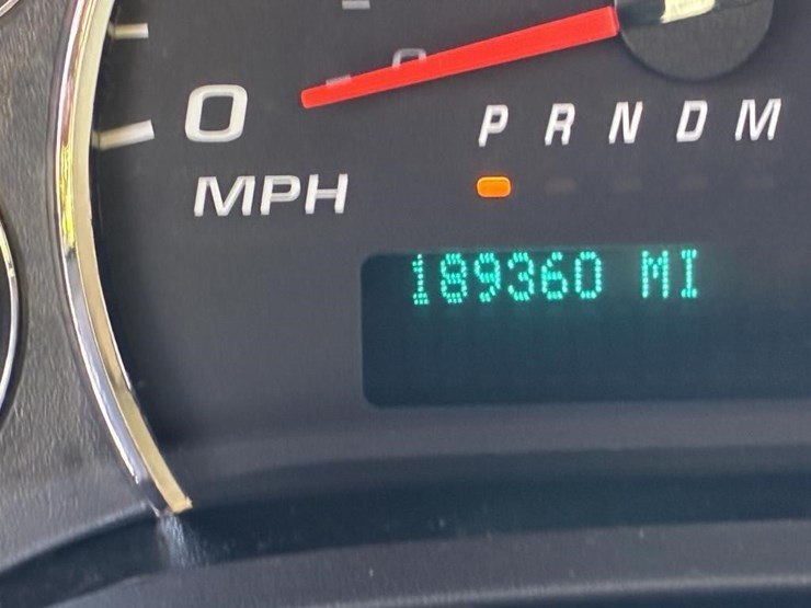 2008-chevrolet-express-3500-image-16