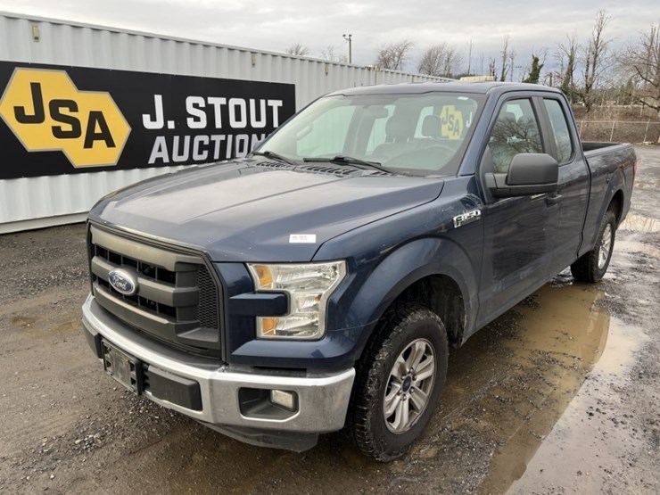 2016-ford-f150-xl-image-1