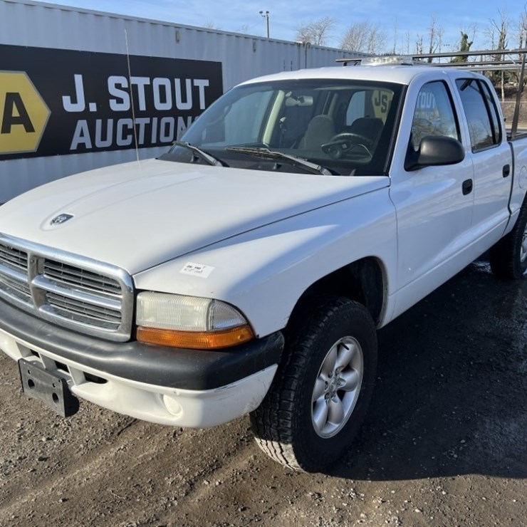 2004 DODGE DAKOTA SPORT