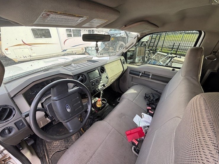 2008-ford-f550-sd-image-25