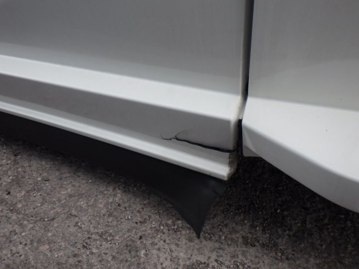 2021-freightliner-cascadia-126-image-5