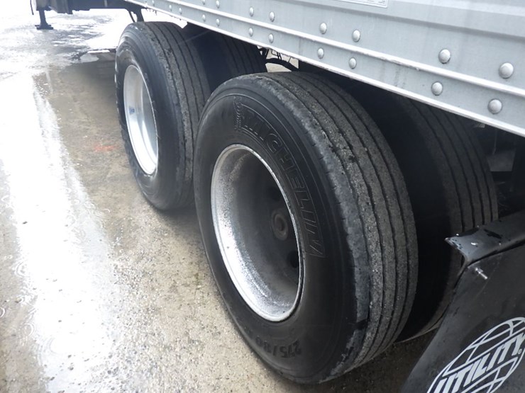 2016-hyundai-reefer-image-15