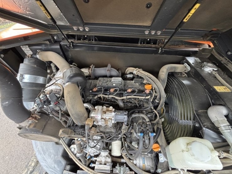 2022-doosan-dx85r-3-image-24