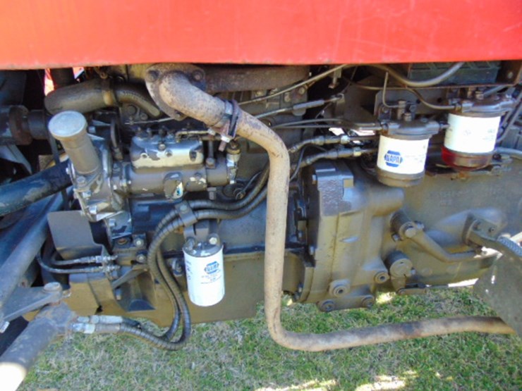 massey-ferguson-240-image-6