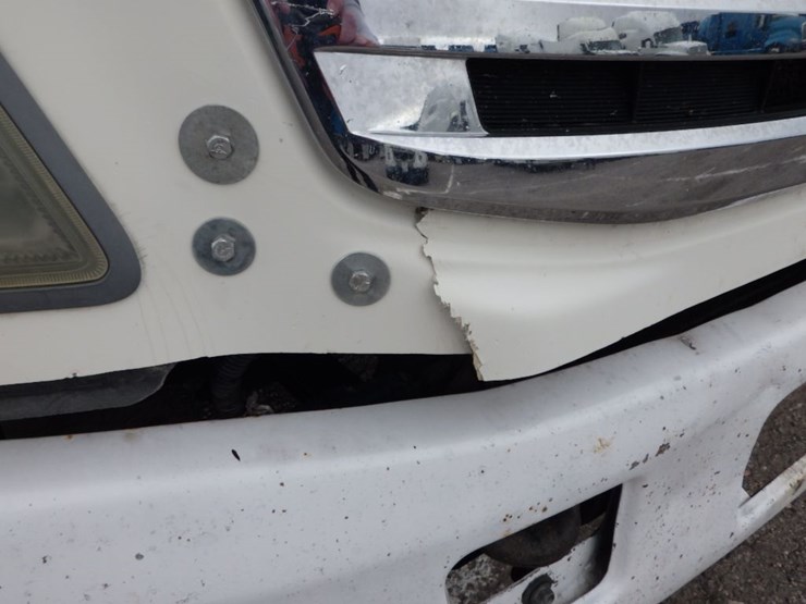 2006-hino-268-image-5