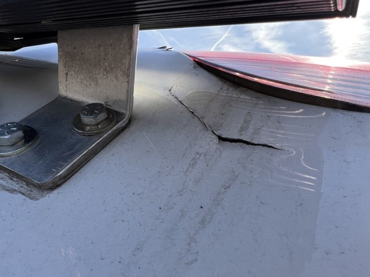 2014-toyota-sienna-le-image-21