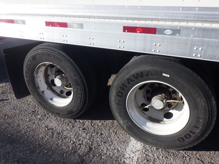 2022-utility-4000d-x-image-7