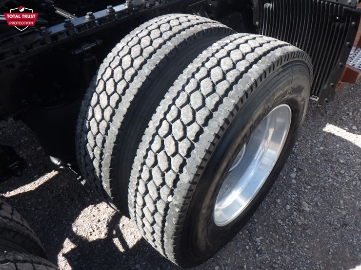 2023-mack-anthem-image-5