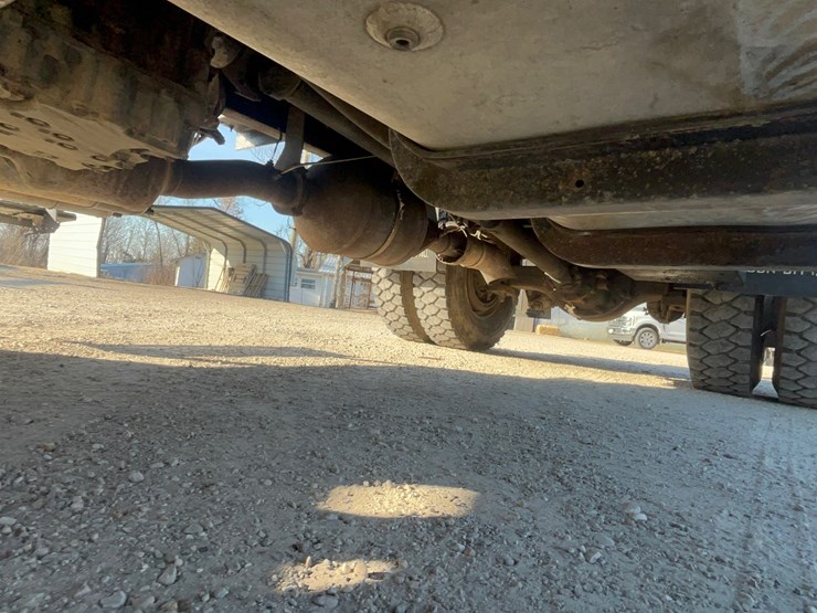 2013-international-durastar-4400-image-135