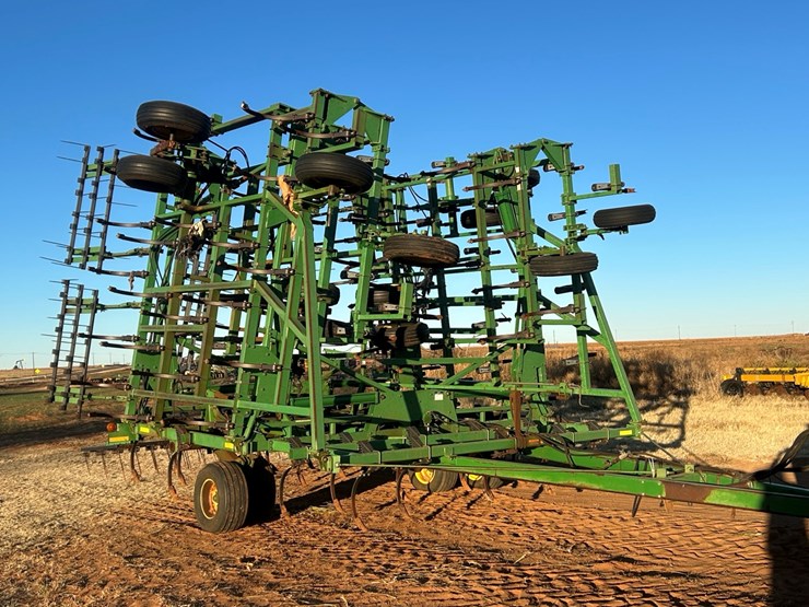 john-deere-985-image-1