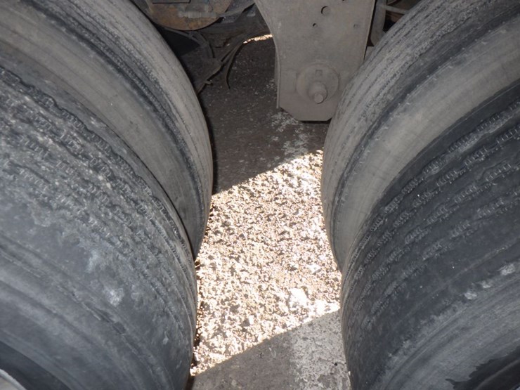 2016-utility-3000r-image-13