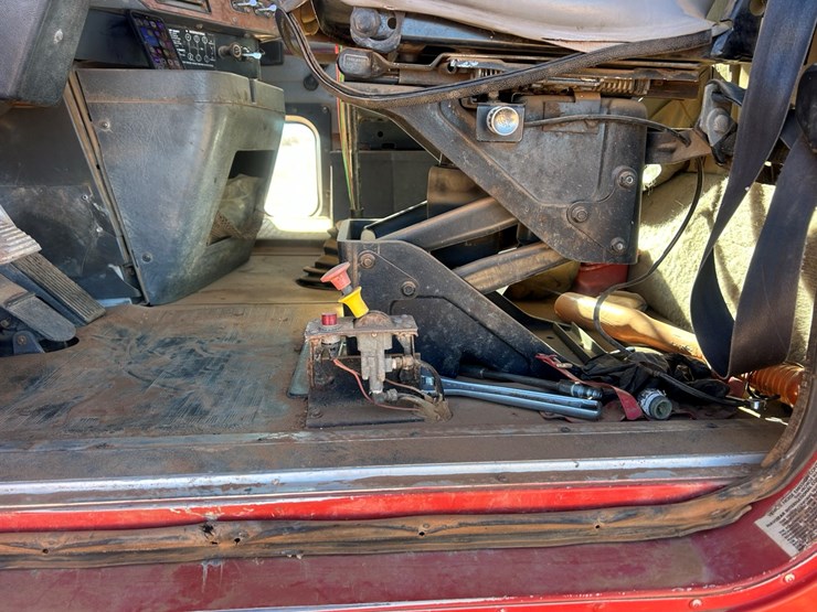 1996-international-9200-image-21