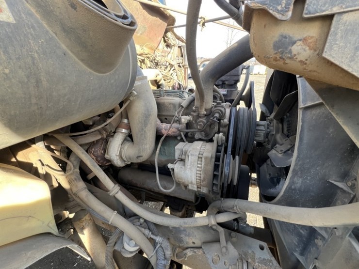 1990-international-4900-image-13