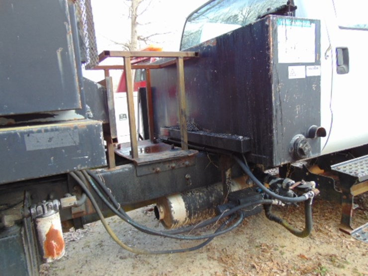 2004-ford-f750-image-7