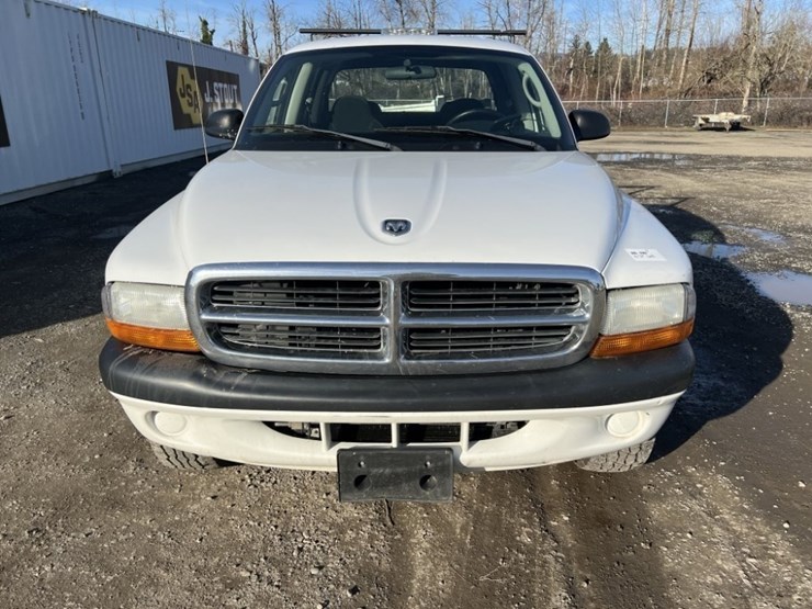 2004-dodge-dakota-sport-image-8
