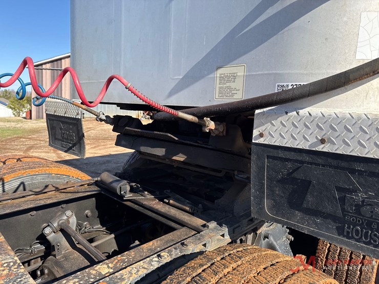 2005-travis-]-image-5