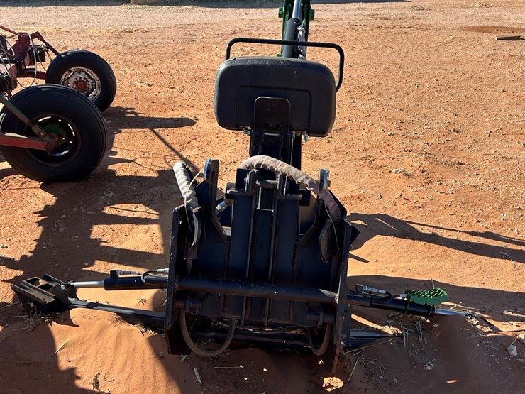 john-deere-375-image-3