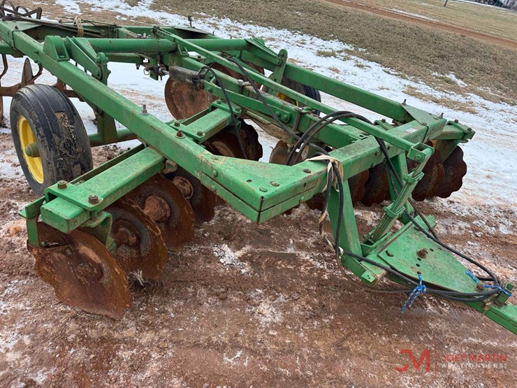 john-deere-13'-adjustable-disk-harrow-image-18