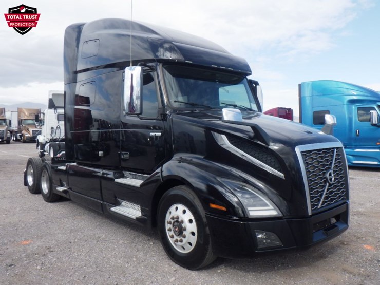 2020-volvo-vnl-760-image-3