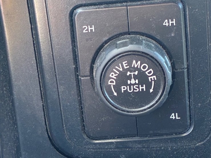 2022-ford-f150-image-14