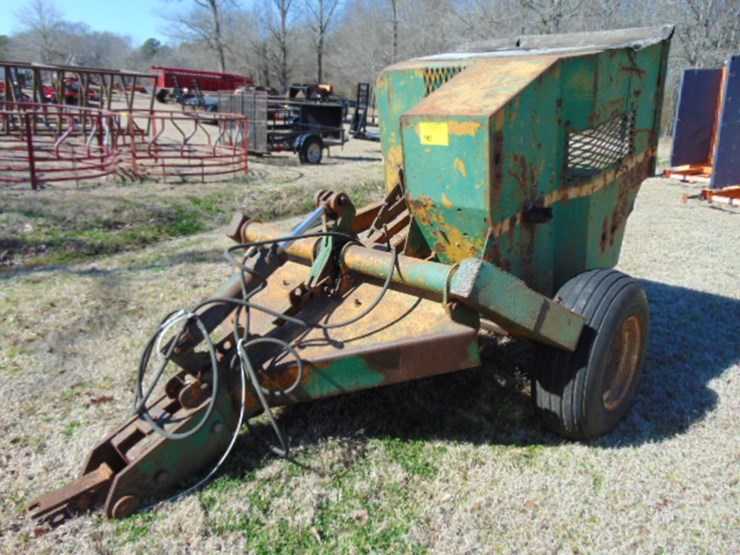 reynolds-f050-pull-type-tree-planter-image-1