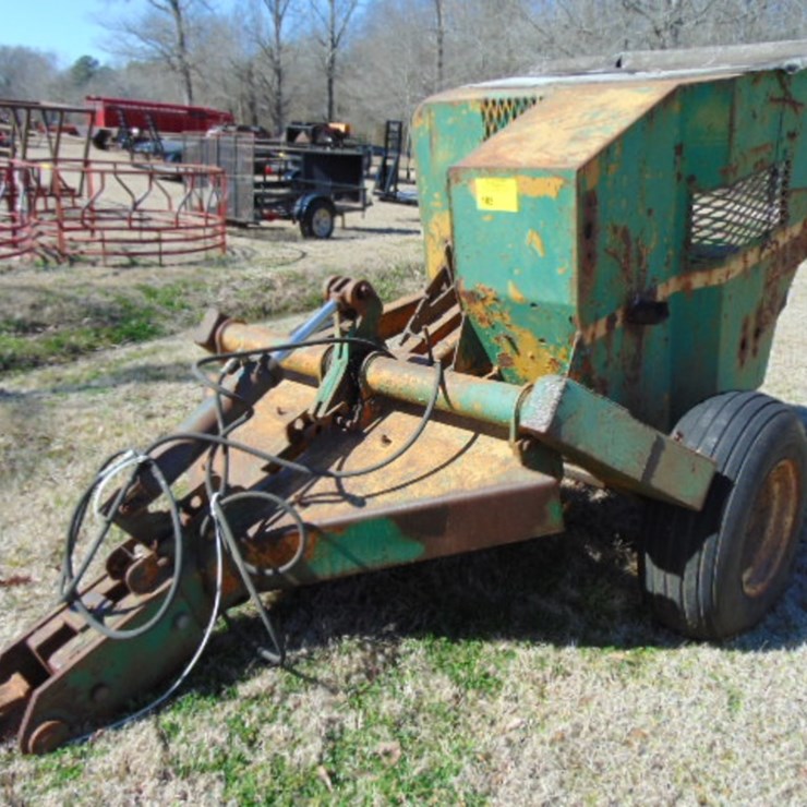 REYNOLDS F050 PULL-TYPE TREE PLANTER