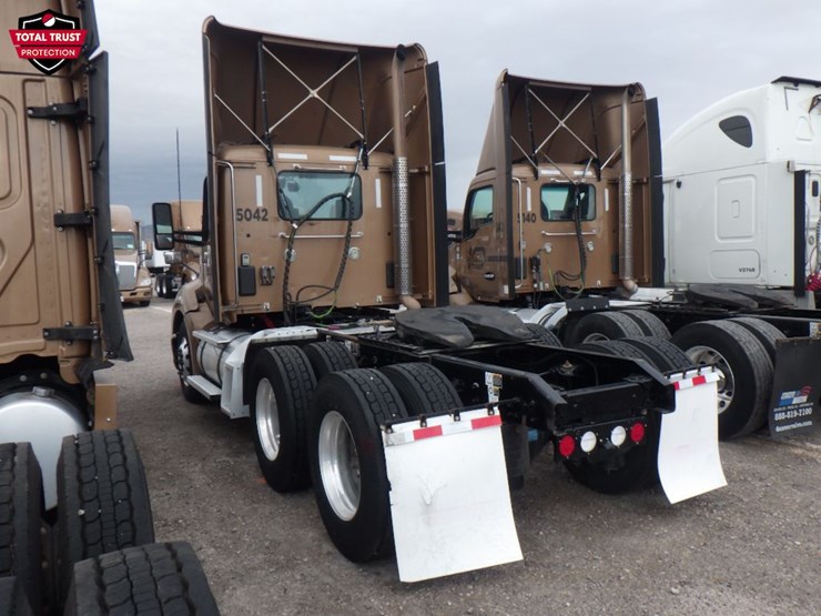 2022-kenworth-t680-image-10