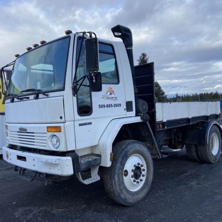 2005 FREIGHTLINER FC80