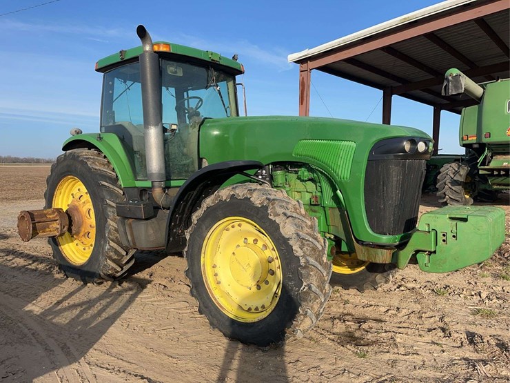 john-deere-8220-image-1