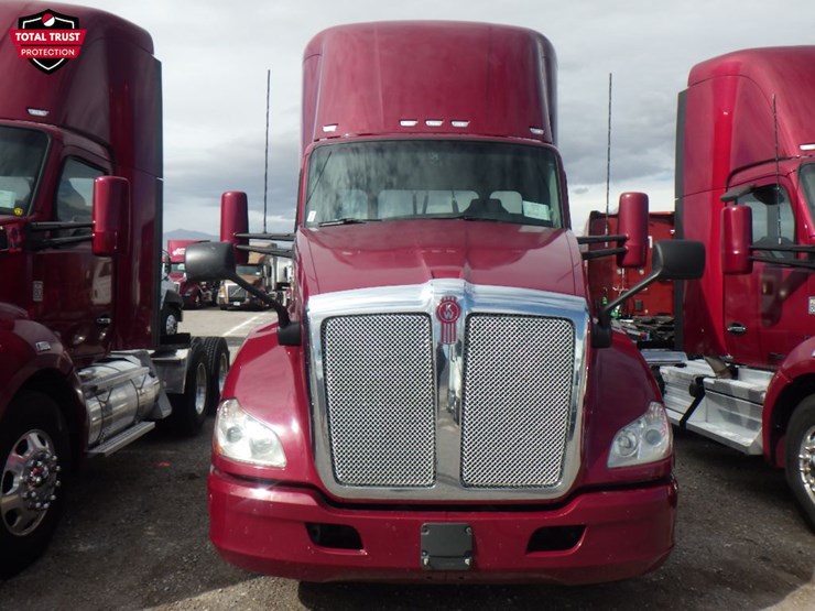 2020-kenworth-t680-image-2